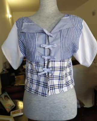 Indumentaria realizada a partir de sobrantes textiles reutilizados, mediante la técnica de moulage