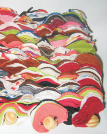 Material textil reutilizado mediante un tejido corpóreo modular